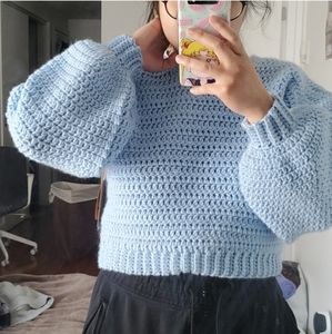 **Free ship**HANDMADE Baby Blue Knit Crop Sweater